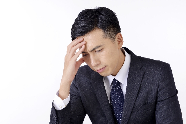 転職活動で悩む